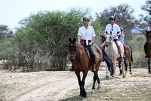 Mickie Krause, Anna-Maria Zimmermann & NDW-Markus: Emotionaler Schulbesuch in Namibia! &raquo; Mickie Krause,Anna-Maria Zimmermann,Markus Mörl