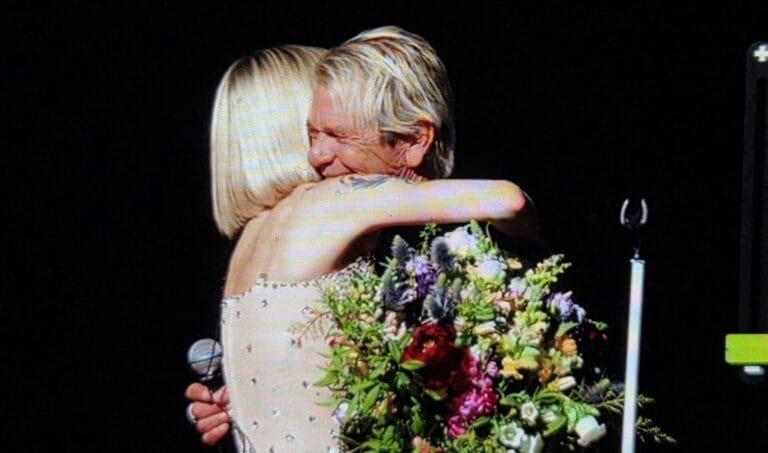 Christin Stark von Matthias Reim bei Konzert in Neuenhagen überrascht – „Dafür liebe ich dich!“