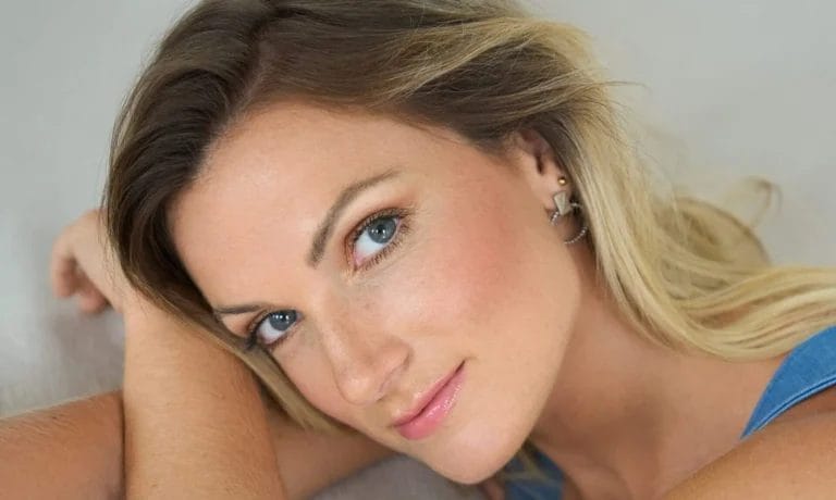 Anni Perka: Zu ihrem Geburtstag hat sich ihr offizieller Fanclub gegründet! Wir sprachen mit ihr und den Gründungsmitgliedern!