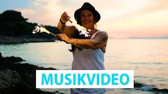 Daniela Alfinito - Meteor (Offizielles Musikvideo)