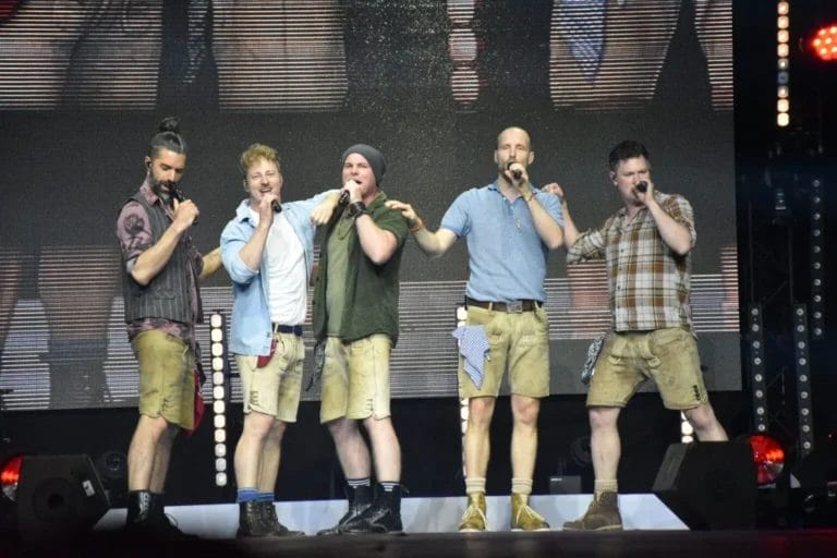 voXXclub setzen starkes Zeichen für Live-Entertainment auf Konzerten: Jetzt braucht es die Fans!