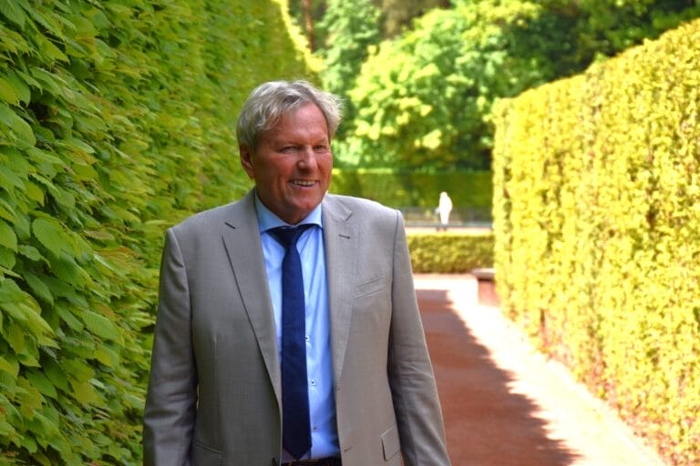 Bernhard Brink erinnert an Gerhard Kämpfe: „Dieser Mann für mein Leben ganz, ganz wichtig“