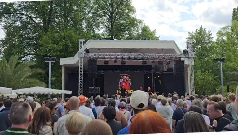 Heino beim „2. Bad Pyrmonter Schlagerzauber“ gefeiert wie ein Popstar! Auch Vincent Gross und Achim Petry begeisterten!