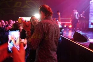 Anna-Carina Woitschack: Vater Wendolin überrascht sie bei Konzert in Düsseldorf und rührt sie zu Tränen! » anna-carina woitschack Image00168