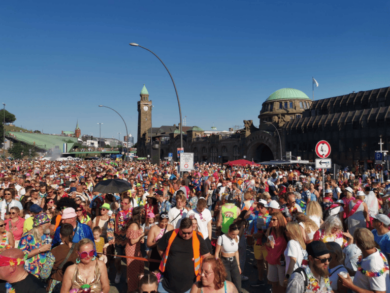 Schlagermove 2026 erstmals mit Open Air Konzert! Mehr dazu, der ultimative Anreisetipp & was euch noch alles erwartet!