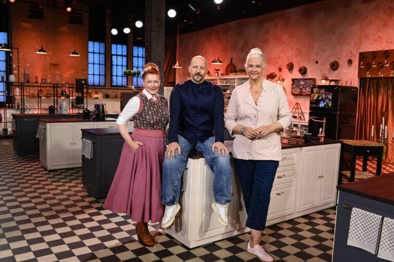 Überraschungsgast in der nächsten Folge vom „Promibacken! DIESER Schlagerstar mischt die Backstube auf!