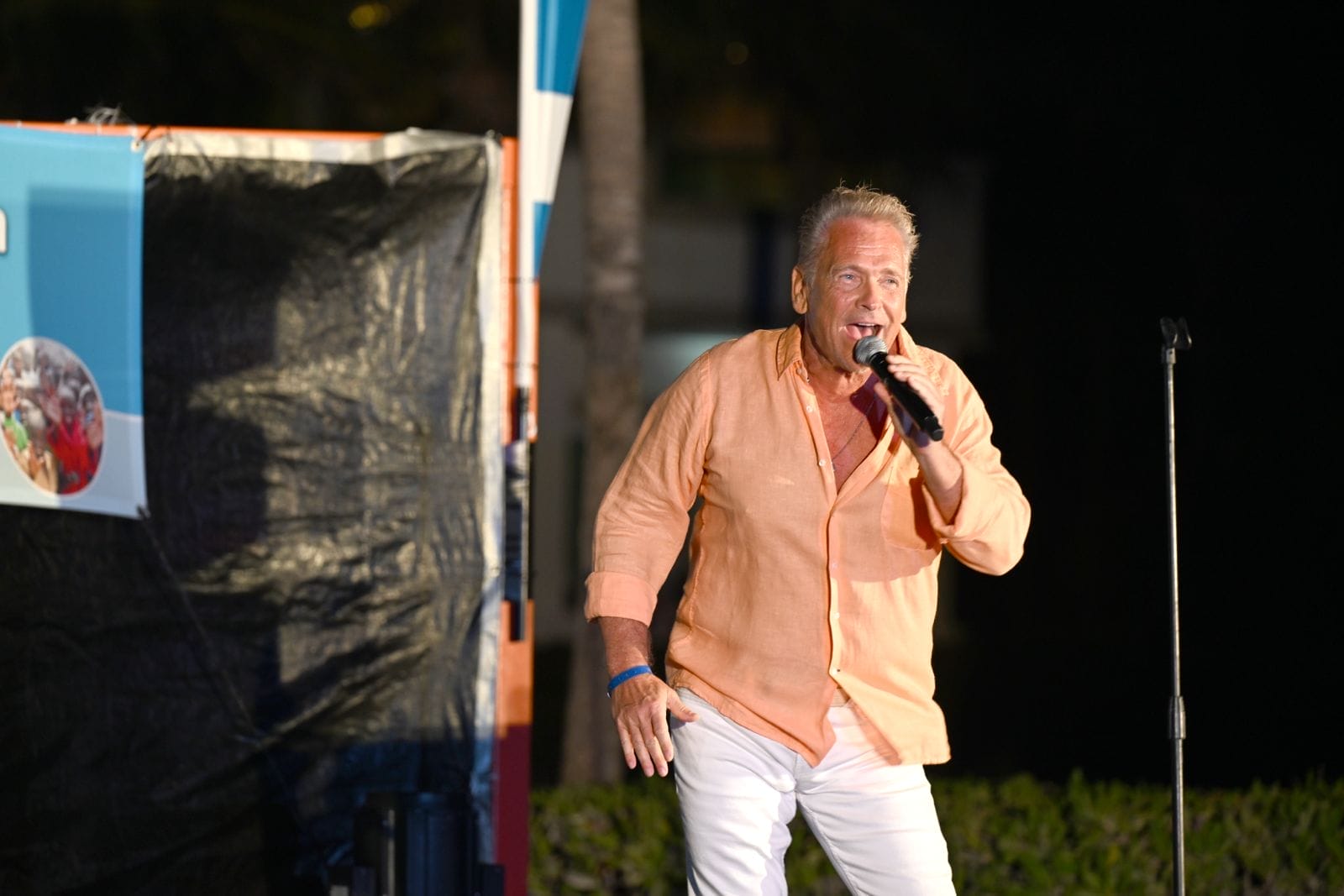 "Nacht des deutschen Schlagers" 2024: Die schönsten Fotos des Benezifkonzertes mit Stefan Mross, Johnny Logan & Co.