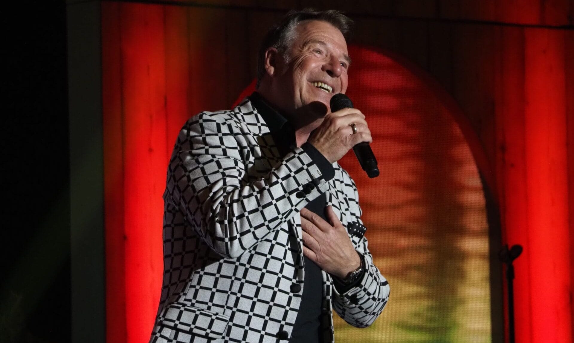Patrick Lindner über kommenden Song „Wenn der Wahnsinn will“ – gelingt ihm mit Tim Peters der nächste Radio-Hit?
