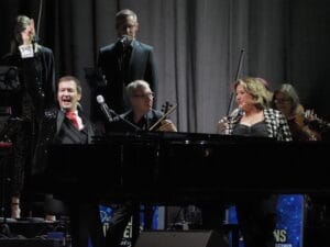 "Merci Udo!" – grandiose Tributeshow lässt Udo Jürgens in Wien zum 90. Geburtstag hochleben! &raquo; Udo Jürgens