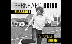 Bernhard Brink legt "Fußball ist unser Leben" neu auf und spricht über eigene Vergangenheit als Spieler » Bernhard Brink Bernhard Brink legt "Fußball ist unser Leben" neu auf und spricht über eigene Vergangenheit als Spieler » Bernhard Brink