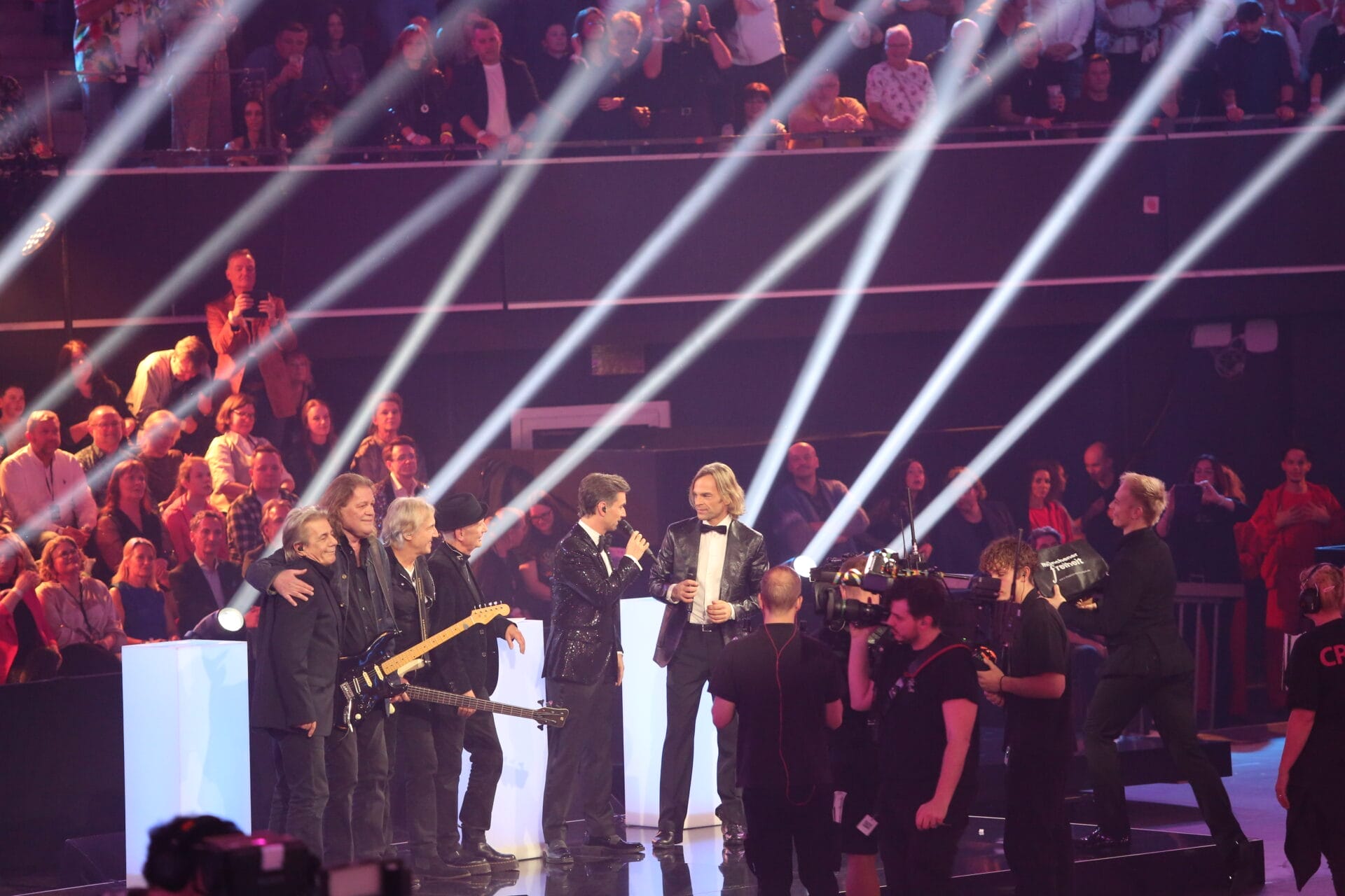 "Silvester-Schlagerbooom": Die schönsten Fotos der Mega-Show
