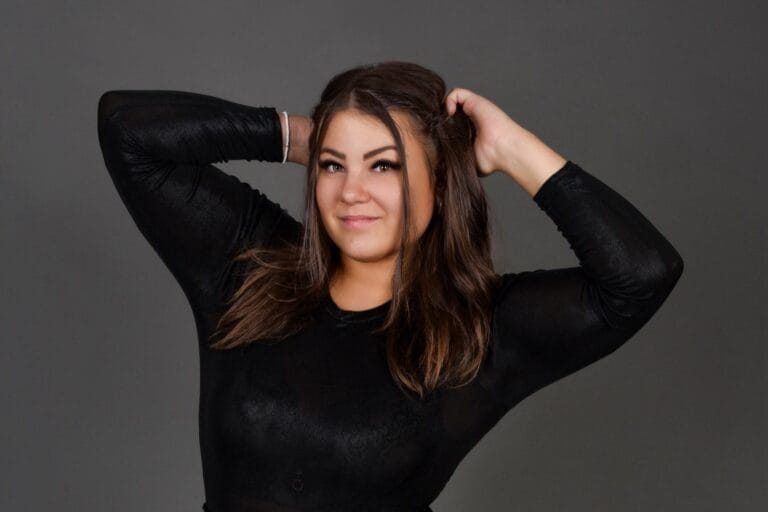 SINGLE-TIPP: MAYA mit ihrem vielversprechenden Debüt-Song "Alien"