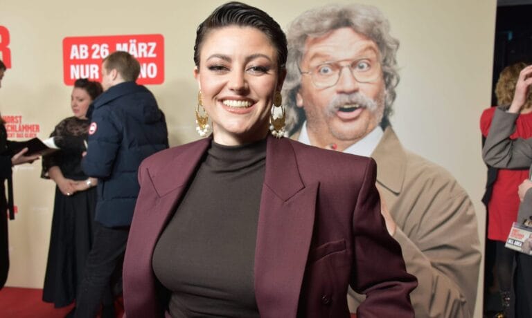 Tahnee über erste Filmrolle in „Horst Schlämmer sucht das Glück“ & die Zusammenarbeit mit Hape Kerkeling: „Das ist ein absolutes Geschenk“