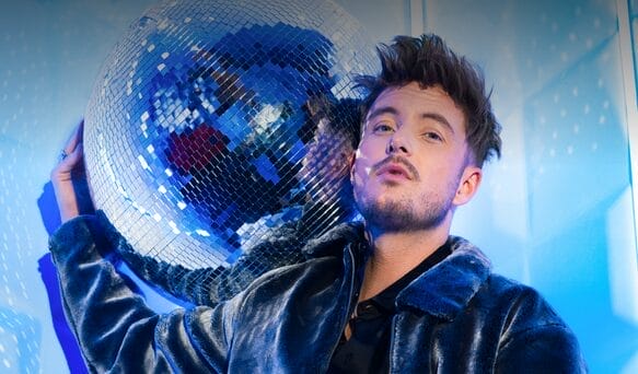 Tim Peters exklusiv über seinen neuen Song „Kids aus den 90s“ & die Zusammenarbeit mit Loona: „Ich bin auch mit ihrer Musik groß geworden“