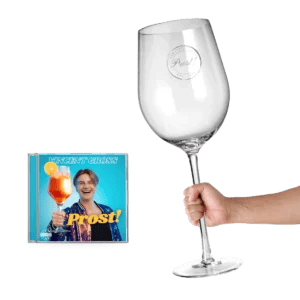 Vincent Gross deutet weitere Überraschungen für sein Album "Prost!" an und verrät sein persönliches Liebingsgetränk! » Vincent Gross Vincent Gross Prost Xxl Glas Bundle S516438 O7149482 A563879 V13324071.6bbf2199
