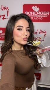 Anna-Maria Zivkov über Spontan-Auftritt bei der "Schlagernacht des Jahres": "Der perfekte Abschluss einer ohnehin schon tollen Woche" » anna-maria zivkov Vkgvvkkbj