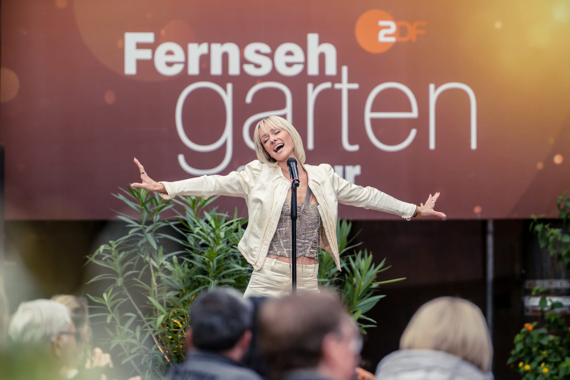ZDF-Fernsehgarten on Tour: Die schönsten Fotos der Schlagerparty-Ausgabe am 12.10.25